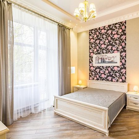 Vip Apartments Львов Экстерьер фото